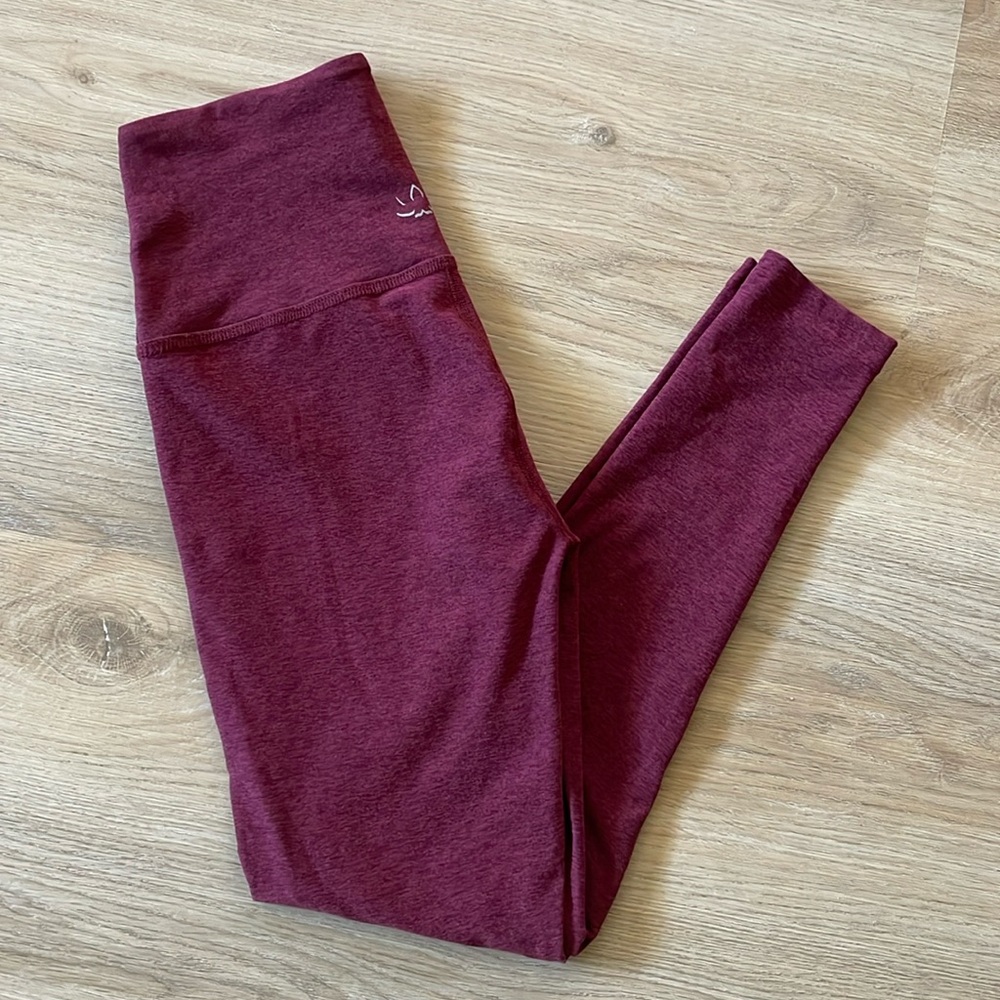 Beyond Yoga Women’s Leggings Size Medium